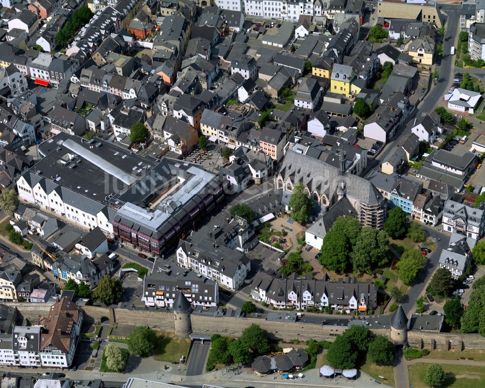 Luftbild Andernach - Stadtansicht der historischen Innenstadt von Andernach im Bundesland Rheinland-Pfalz