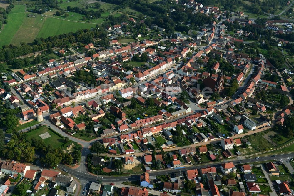 Luftaufnahme Mittenwalde - Stadtansicht vom historischen Stadtkern Mittenwalde im Bundesland Brandenburg