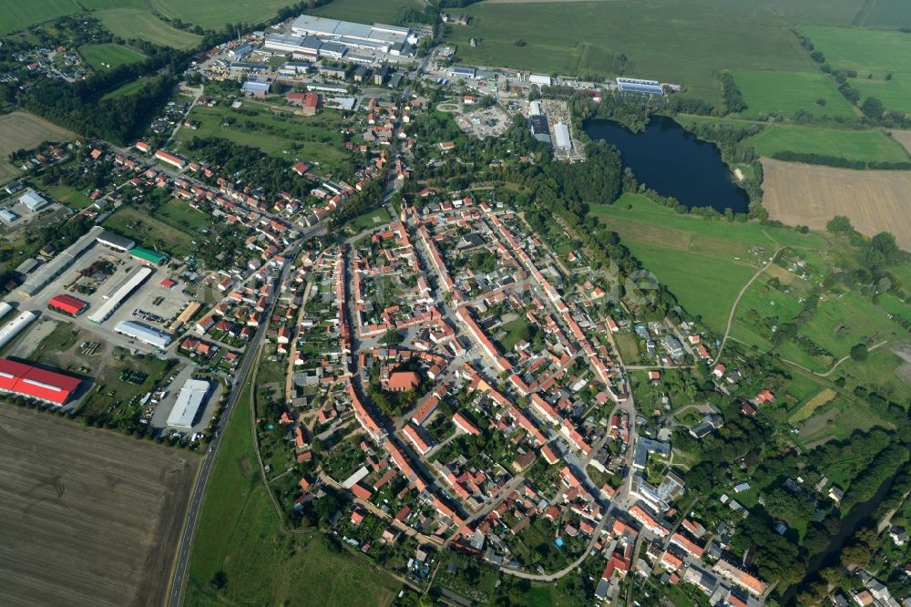 Mittenwalde aus der Vogelperspektive: Stadtansicht vom historischen Stadtkern Mittenwalde im Bundesland Brandenburg