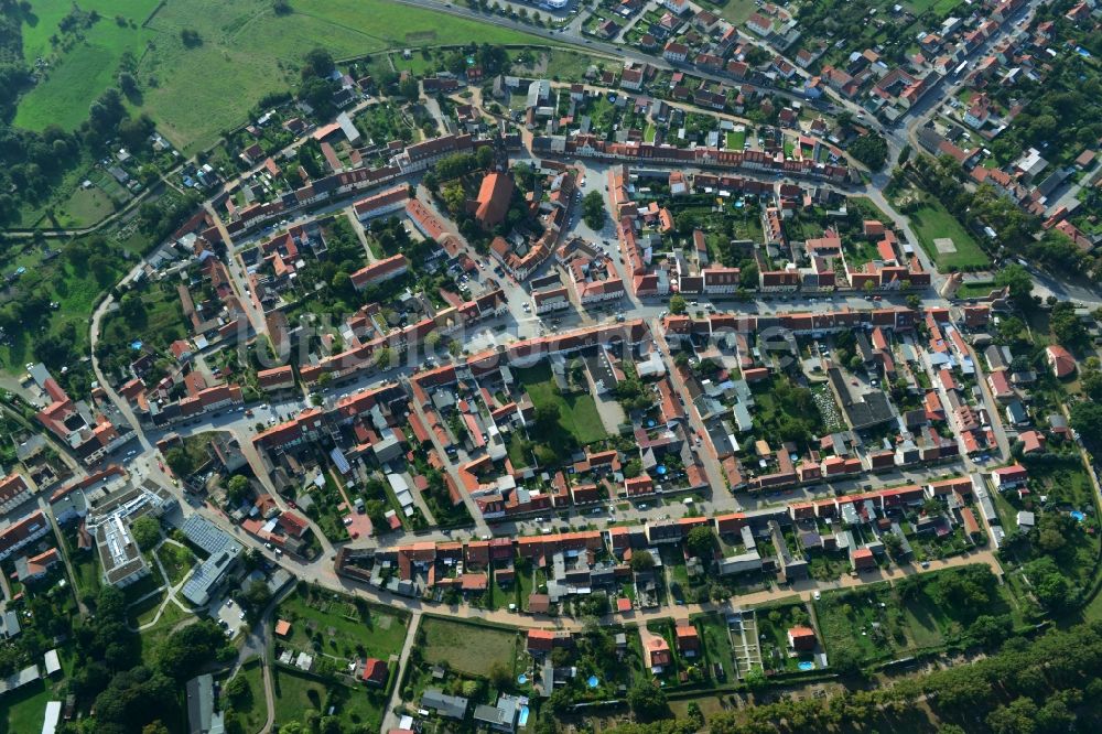 Luftaufnahme Mittenwalde - Stadtansicht vom historischen Stadtkern Mittenwalde im Bundesland Brandenburg