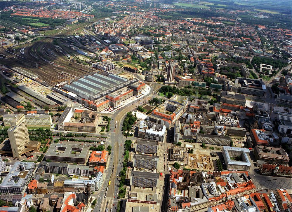 Leipzig von oben - Stadtansicht Innenstadt Leipzig am Hauptbahnhof