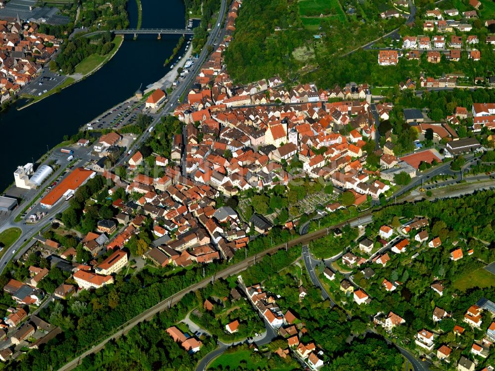 Luftbild Marktbreit - Stadtansicht der Innenstadt von Marktbreit am Ufer des Flusses Main im Bundesland Bayern