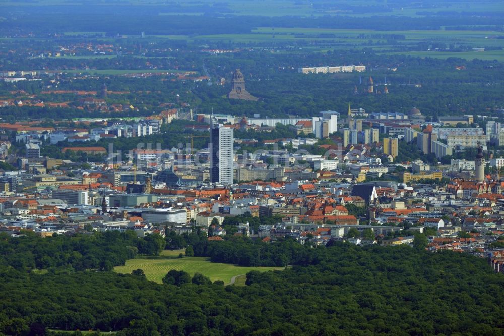 Luftbild Leipzig - Stadtansicht der Innenstadt der sächsischen Großstadt mit dem Altstadt - Zentrum von Leipzig im Bundesland Sachsen