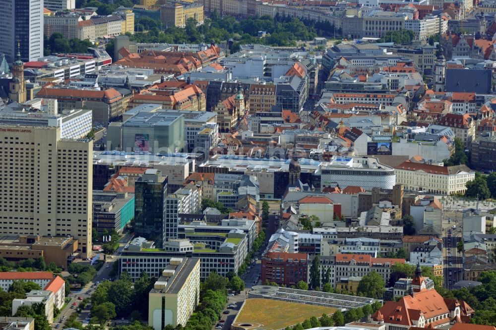 Leipzig von oben - Stadtansicht der Innenstadt der sächsischen Großstadt mit dem Altstadt - Zentrum von Leipzig im Bundesland Sachsen