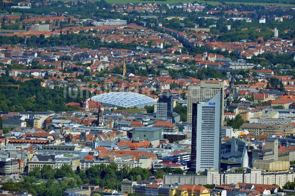 Leipzig von oben - Stadtansicht der Innenstadt der sächsischen Großstadt mit dem Altstadt - Zentrum von Leipzig im Bundesland Sachsen