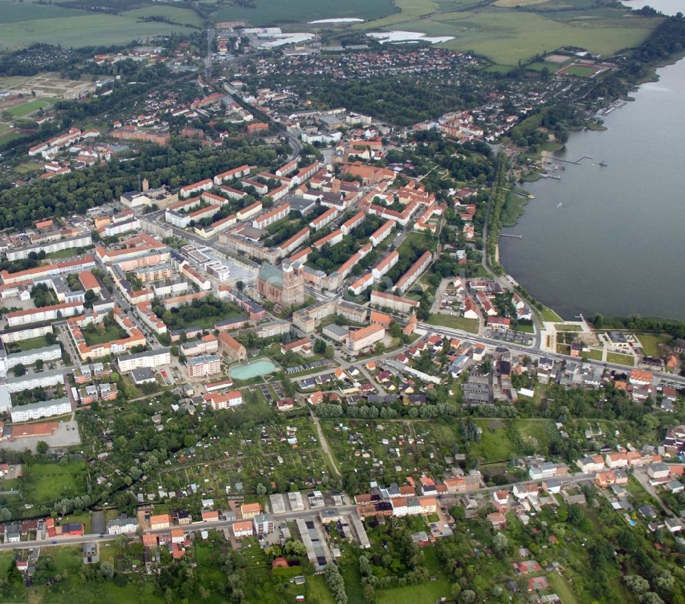 Prenzlau aus der Vogelperspektive: Stadtansicht vom Innenstadt - Zentrum der Kreisstadt Prenzlau (Uckermark) im Bundesland Brandenburg