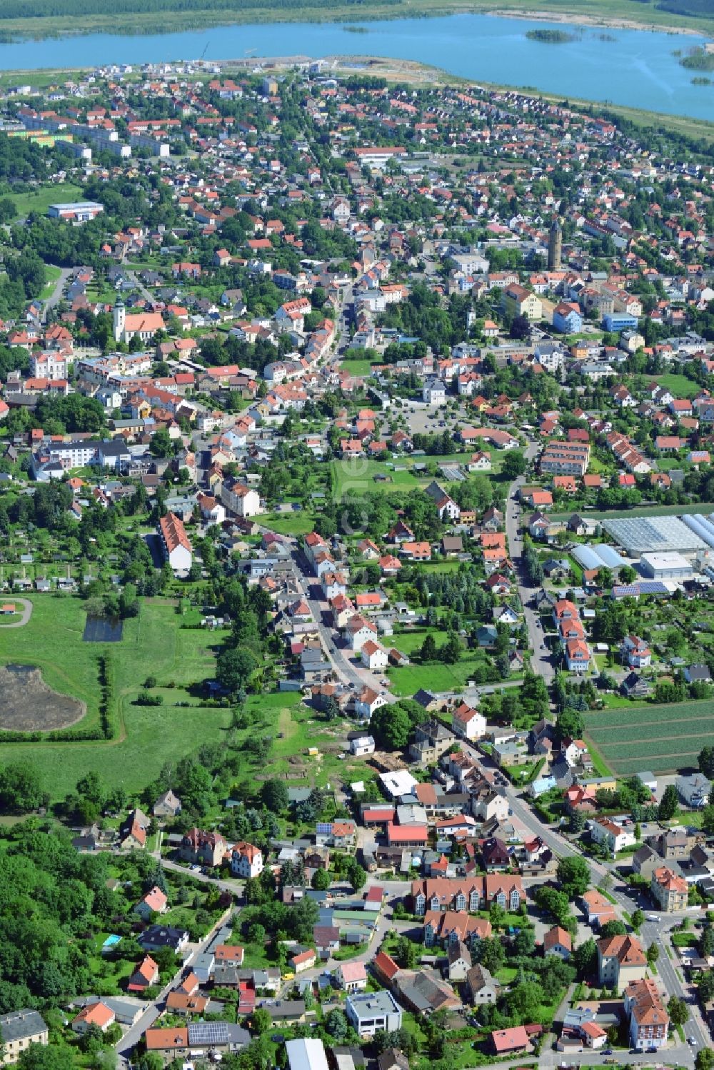 Zwenkau von oben - Stadtansicht der Innenstadt und des Zentrums von Zwenkau im Bundesland Sachsen