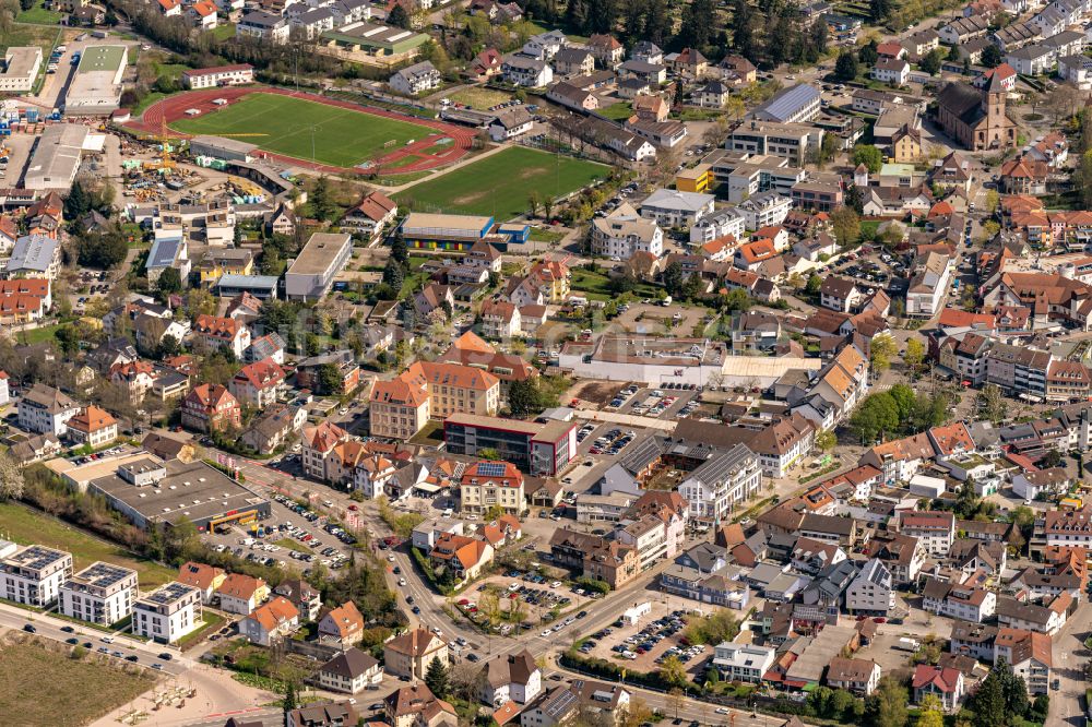 Luftaufnahme Achern - Stadtansicht vom Innenstadtbereich in Achern im Bundesland Baden-Württemberg, Deutschland