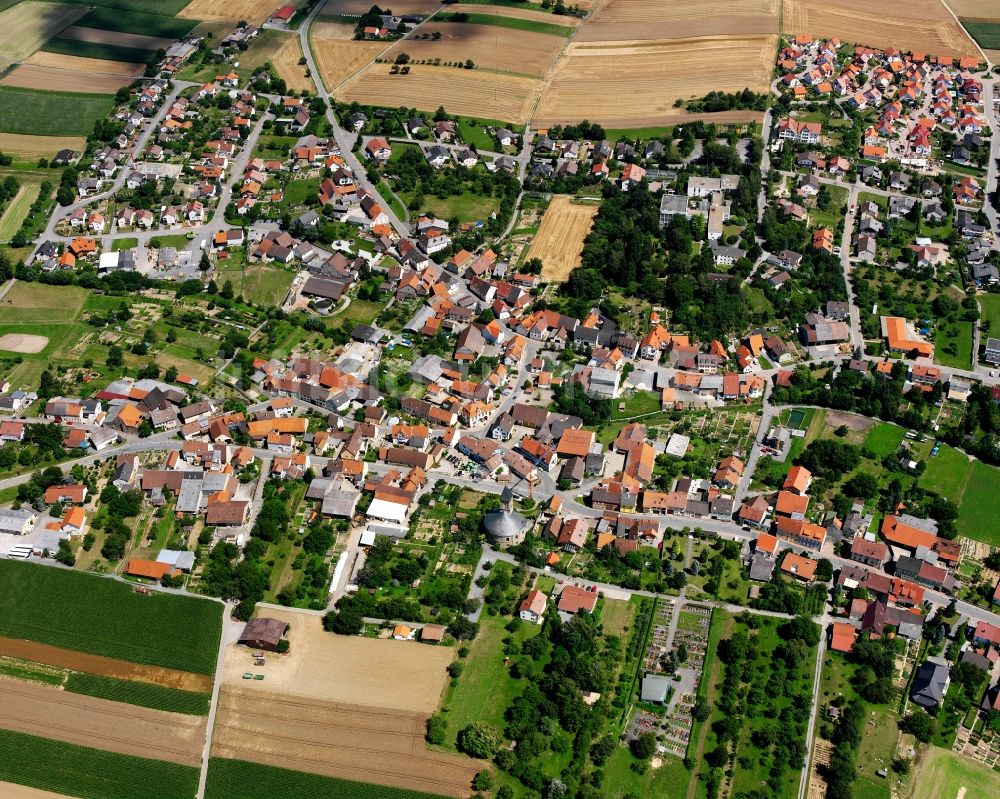 Adelshofen von oben - Stadtansicht vom Innenstadtbereich in Adelshofen im Bundesland Baden-Württemberg, Deutschland