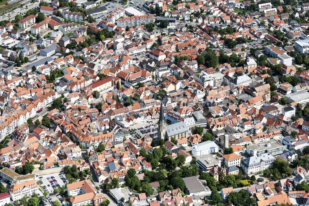 Luftaufnahme Alzey - Stadtansicht vom Innenstadtbereich in Alzey im Bundesland Rheinland-Pfalz, Deutschland