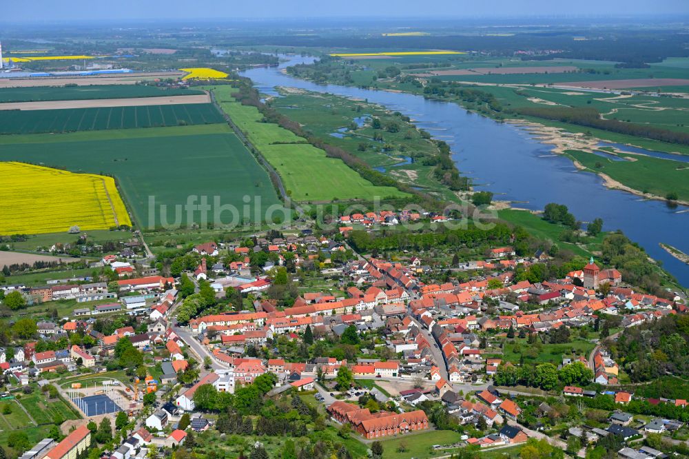 Luftbild Arneburg - Stadtansicht vom Innenstadtbereich in Arneburg im Bundesland Sachsen-Anhalt, Deutschland