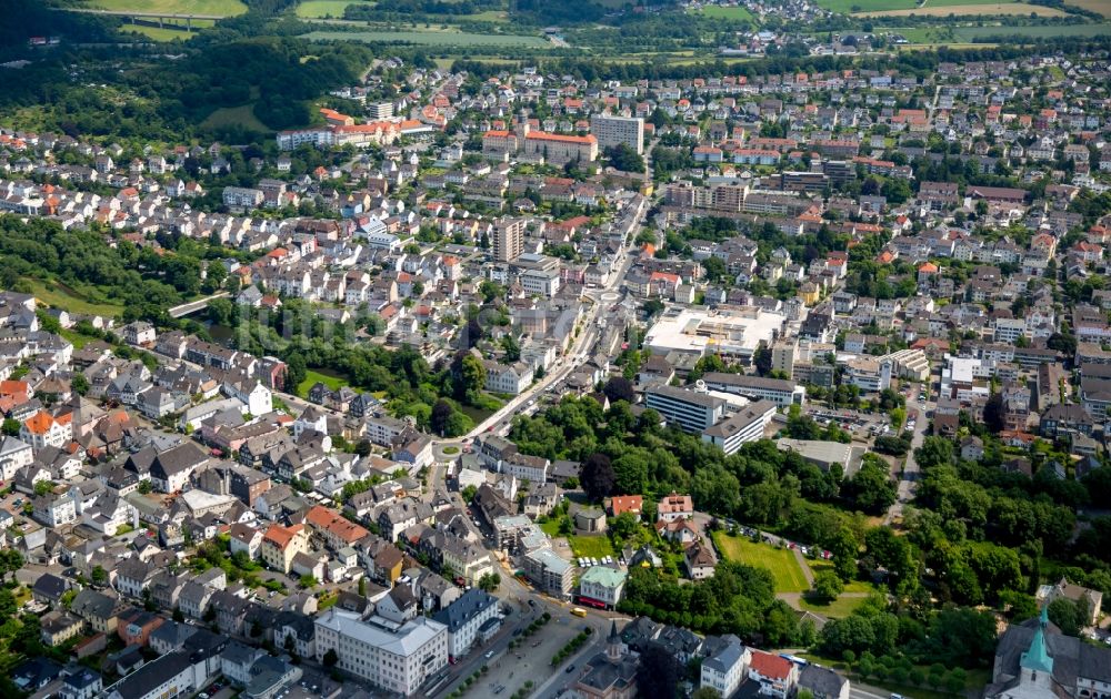 Arnsberg von oben - Stadtansicht vom Innenstadtbereich in Arnsberg im Bundesland Nordrhein-Westfalen