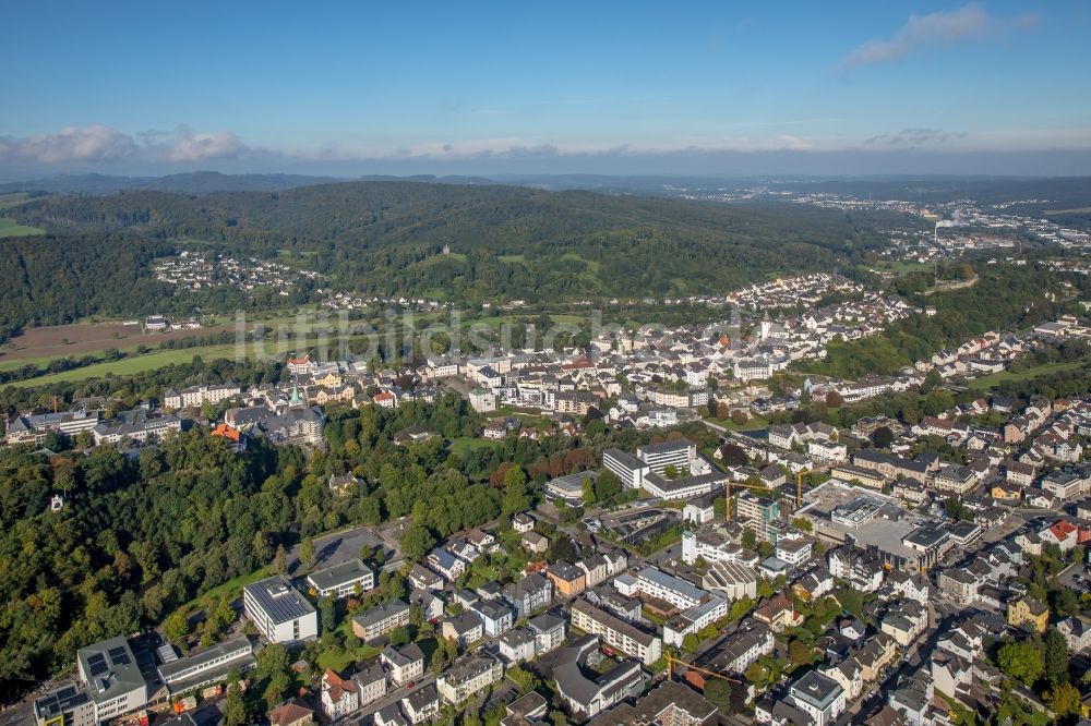 Luftaufnahme Arnsberg - Stadtansicht vom Innenstadtbereich in Arnsberg im Bundesland Nordrhein-Westfalen, Deutschland