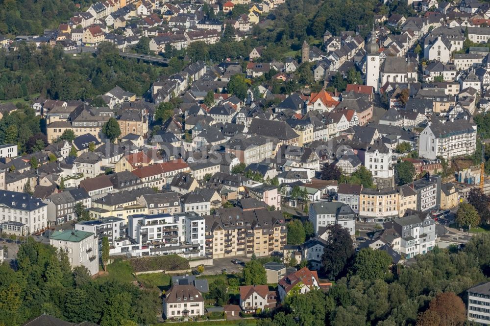 Arnsberg aus der Vogelperspektive: Stadtansicht vom Innenstadtbereich in Arnsberg im Bundesland Nordrhein-Westfalen, Deutschland