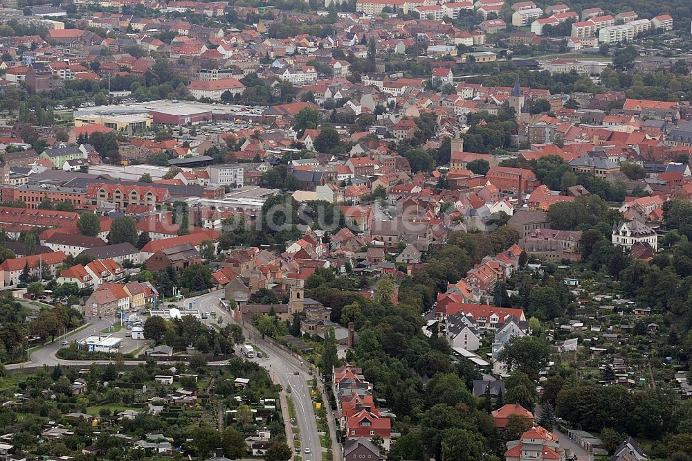 Luftaufnahme Aschersleben - Stadtansicht vom Innenstadtbereich in Aschersleben im Bundesland Sachsen-Anhalt, Deutschland