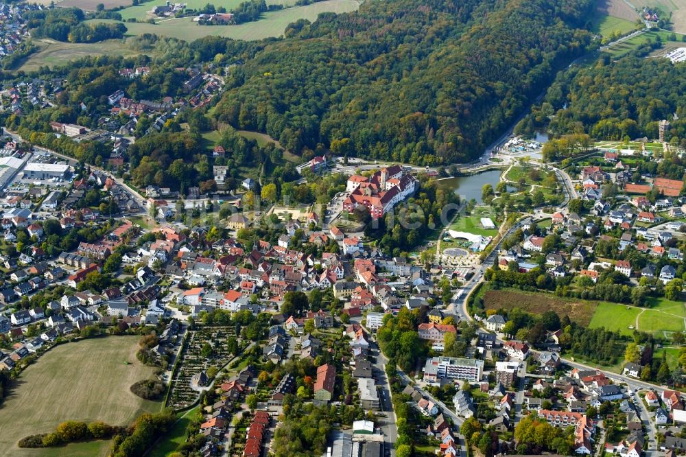 Luftaufnahme Bad Iburg - Stadtansicht vom Innenstadtbereich in Bad Iburg im Bundesland Niedersachsen, Deutschland