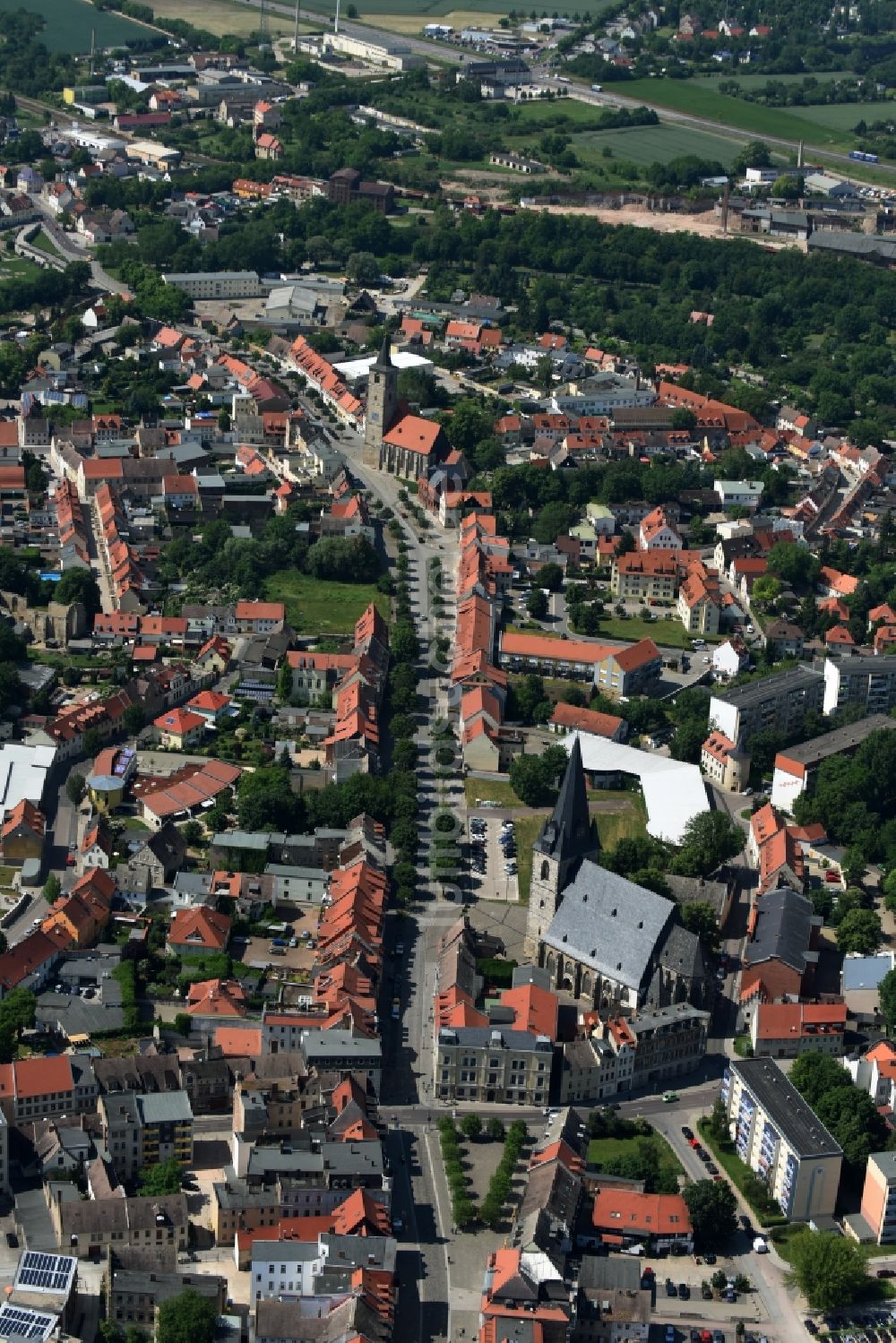 Bernburg (Saale) von oben - Stadtansicht vom Innenstadtbereich in Bernburg (Saale) im Bundesland Sachsen-Anhalt