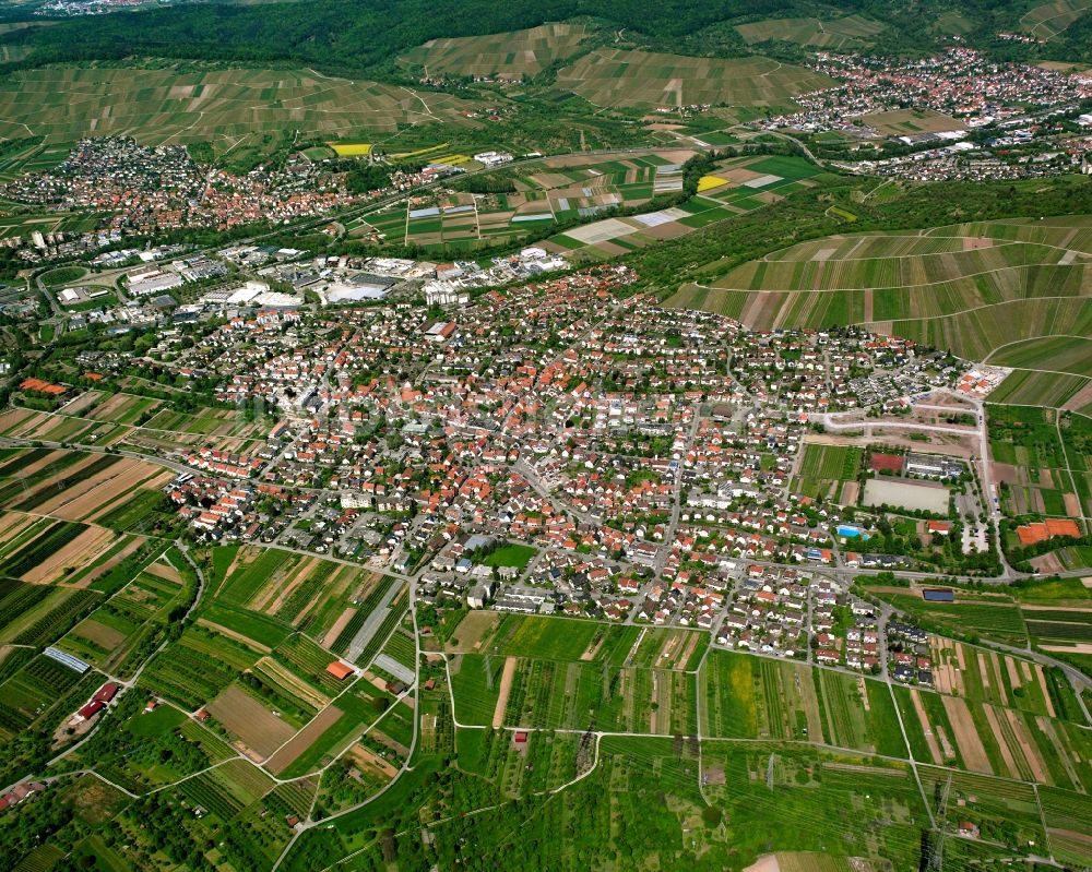 Luftaufnahme Beutelsbach - Stadtansicht vom Innenstadtbereich in Beutelsbach im Bundesland Baden-Württemberg, Deutschland