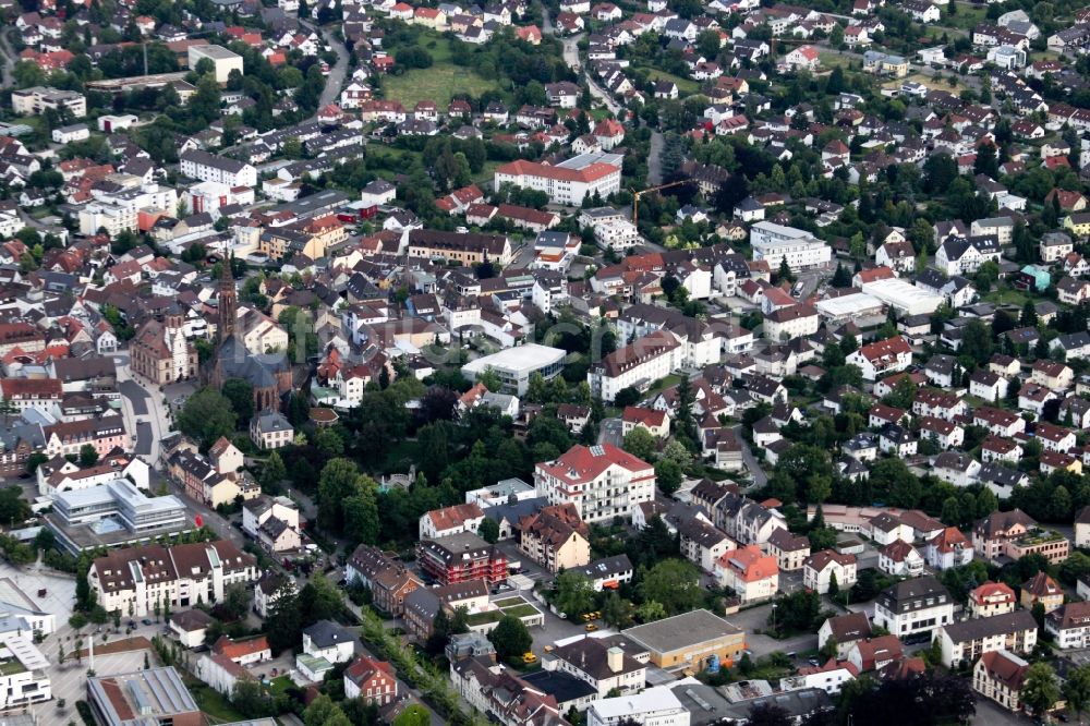 Bühl von oben - Stadtansicht vom Innenstadtbereich in Bühl im Bundesland Baden-Württemberg