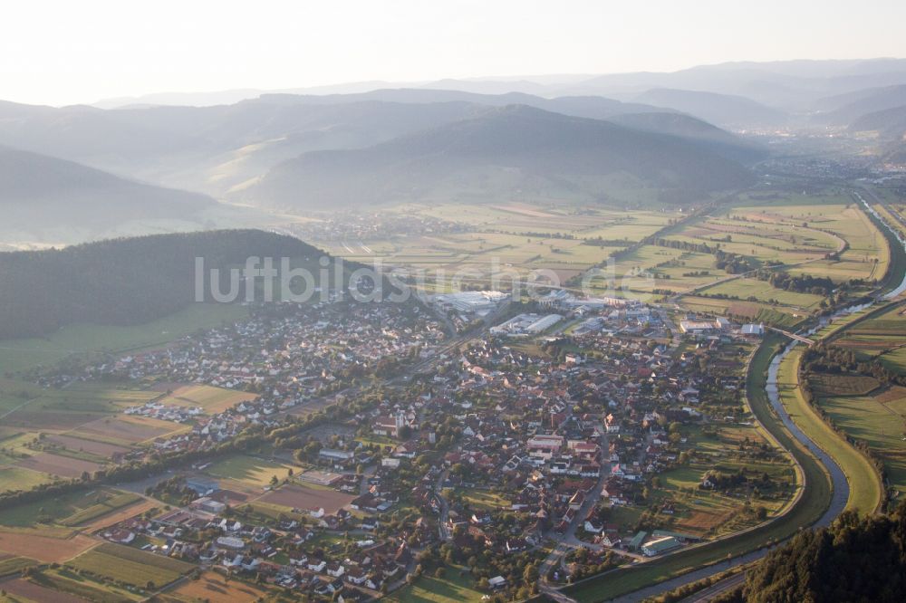 Biberach aus der Vogelperspektive: Stadtansicht vom Innenstadtbereich in Biberach im Bundesland Baden-Württemberg, Deutschland