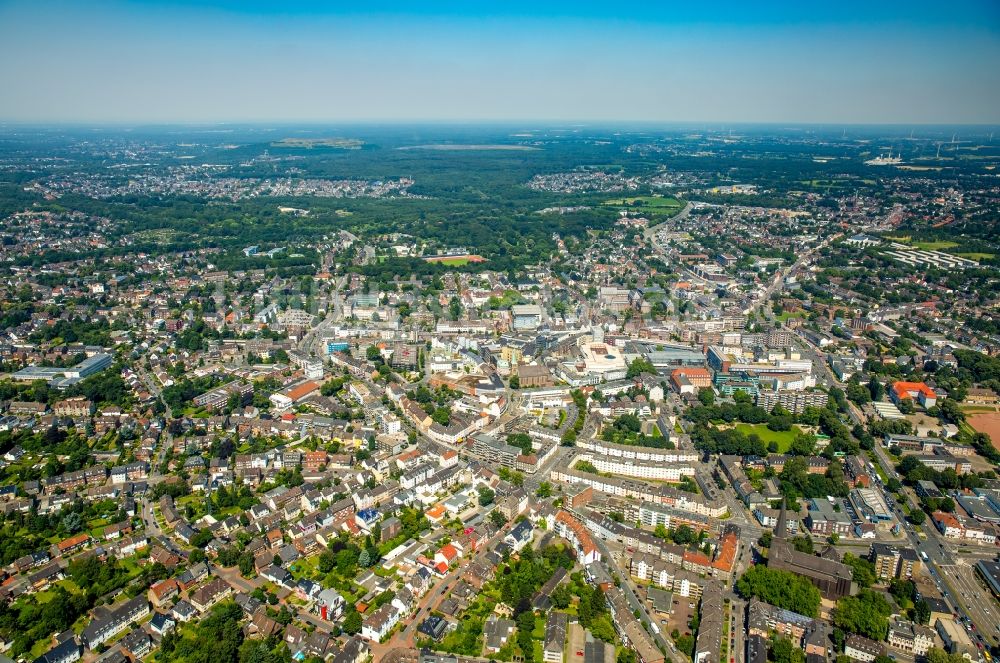 Bottrop von oben - Stadtansicht vom Innenstadtbereich in Bottrop im Bundesland Nordrhein-Westfalen