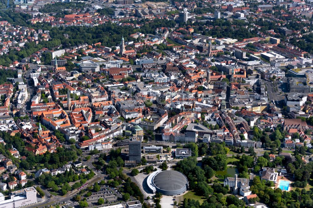 Luftaufnahme Braunschweig - Stadtansicht vom Innenstadtbereich in Braunschweig im Bundesland Niedersachsen, Deutschland