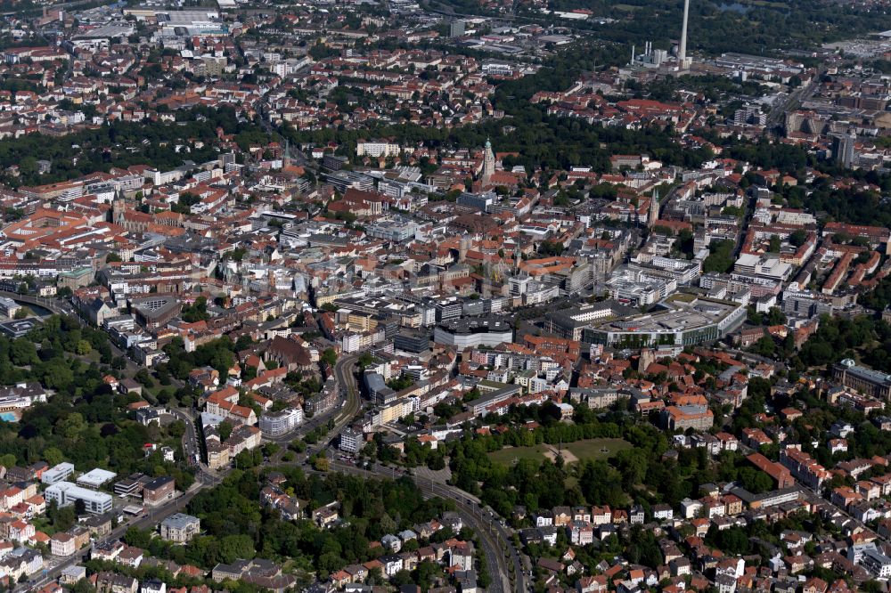 Luftaufnahme Braunschweig - Stadtansicht vom Innenstadtbereich in Braunschweig im Bundesland Niedersachsen, Deutschland