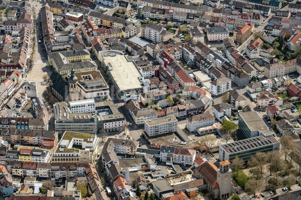 Bruchsal aus der Vogelperspektive: Stadtansicht vom Innenstadtbereich in Bruchsal im Bundesland Baden-Württemberg, Deutschland