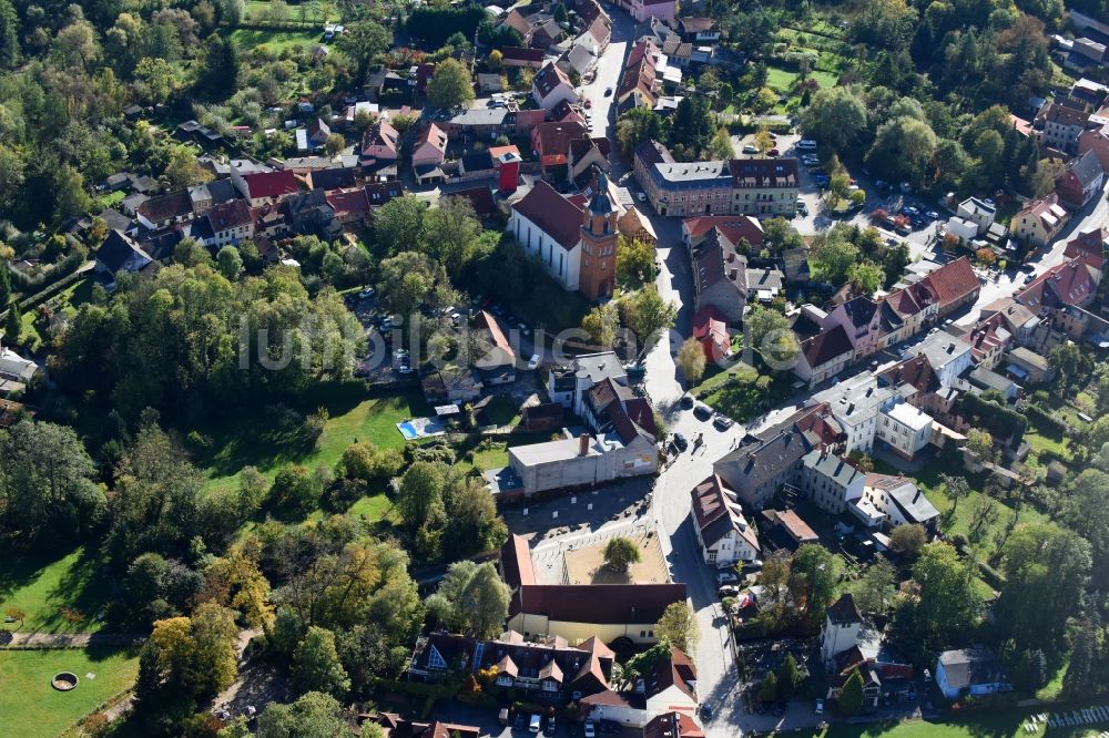 Luftaufnahme Buckow (Märkische Schweiz) - Stadtansicht vom Innenstadtbereich in Buckow (Märkische Schweiz) im Bundesland Brandenburg, Deutschland