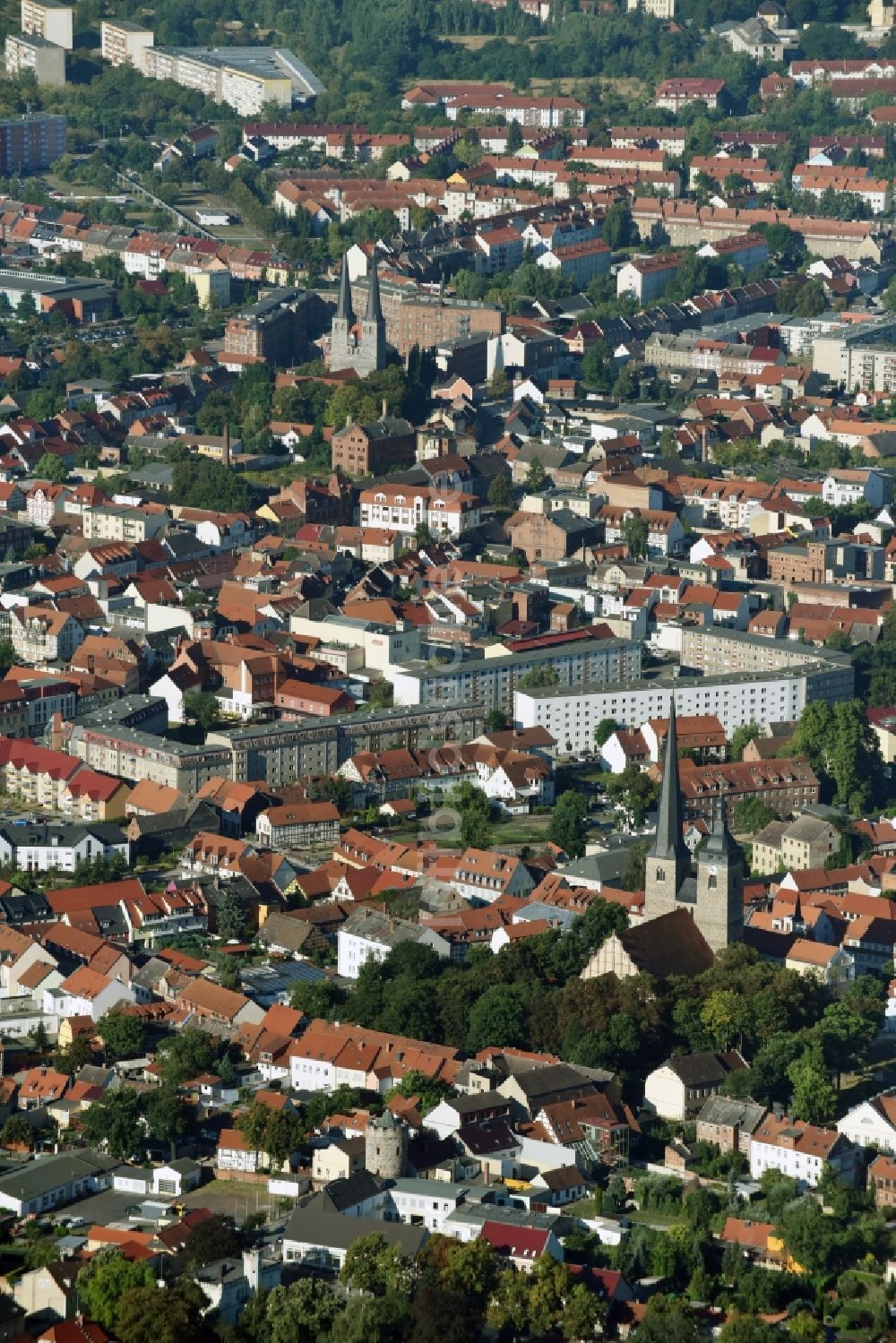 Burg von oben - Stadtansicht vom Innenstadtbereich in Burg im Bundesland Sachsen-Anhalt