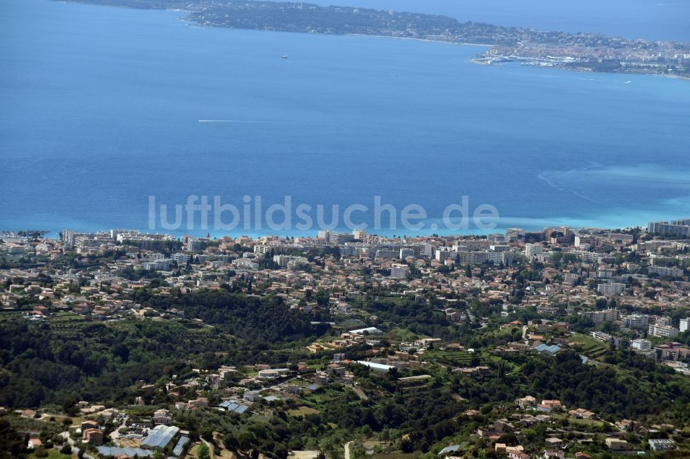 Cagnes-sur-Mer aus der Vogelperspektive: Stadtansicht vom Innenstadtbereich in Cagnes-sur-Mer in Provence-Alpes-Cote d'Azur, Frankreich