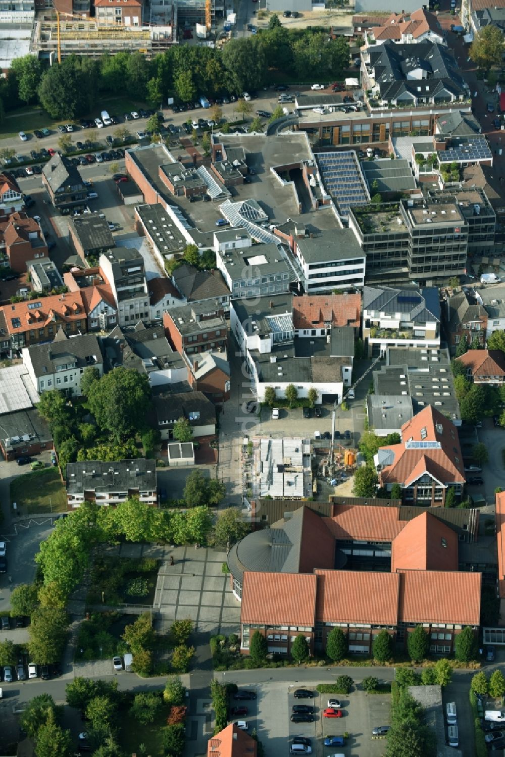 Cloppenburg aus der Vogelperspektive: Stadtansicht vom Innenstadtbereich in Cloppenburg im Bundesland Niedersachsen