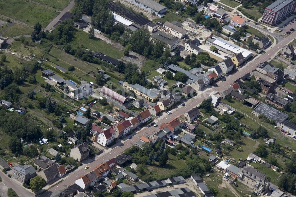 Coswig von oben - Stadtansicht vom Innenstadtbereich in Coswig im Bundesland Sachsen