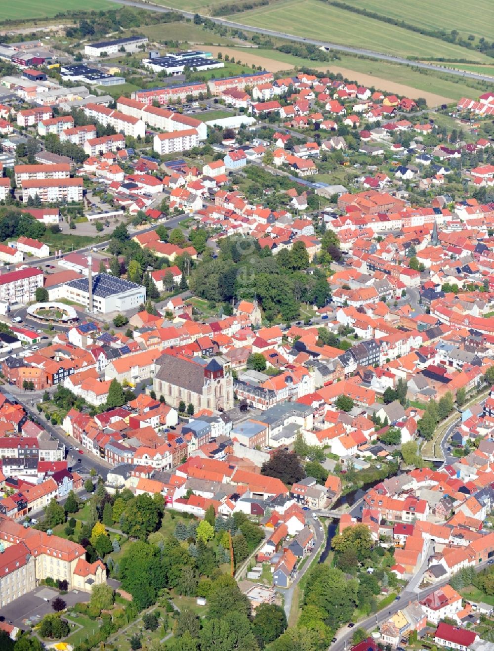 Luftaufnahme Dingelstädt - Stadtansicht vom Innenstadtbereich in Dingelstädt im Bundesland Thüringen, Deutschland