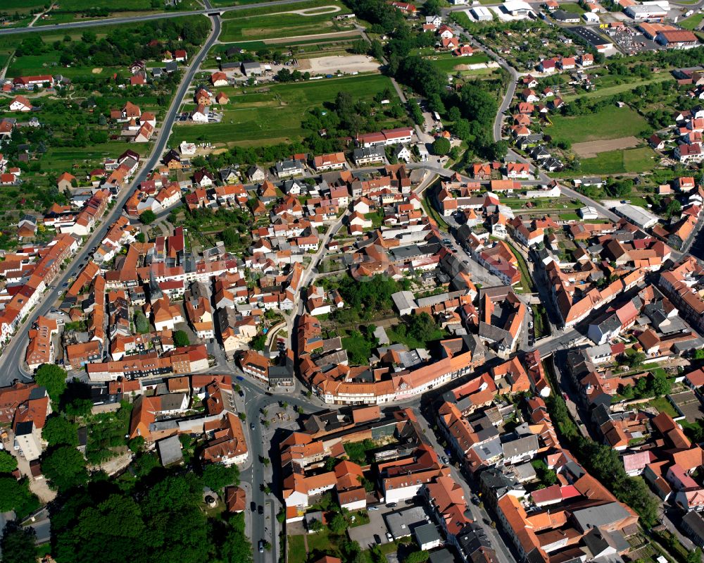 Dingelstädt von oben - Stadtansicht vom Innenstadtbereich in Dingelstädt im Bundesland Thüringen, Deutschland