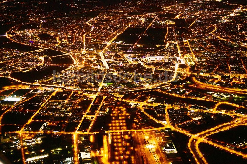 Luftaufnahme Dresden - Stadtansicht vom Innenstadtbereich in Dresden im Bundesland Sachsen, Deutschland