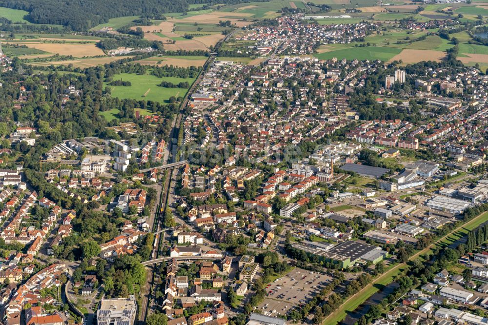 Emmendingen aus der Vogelperspektive: Stadtansicht vom Innenstadtbereich in Emmendingen im Bundesland Baden-Württemberg, Deutschland