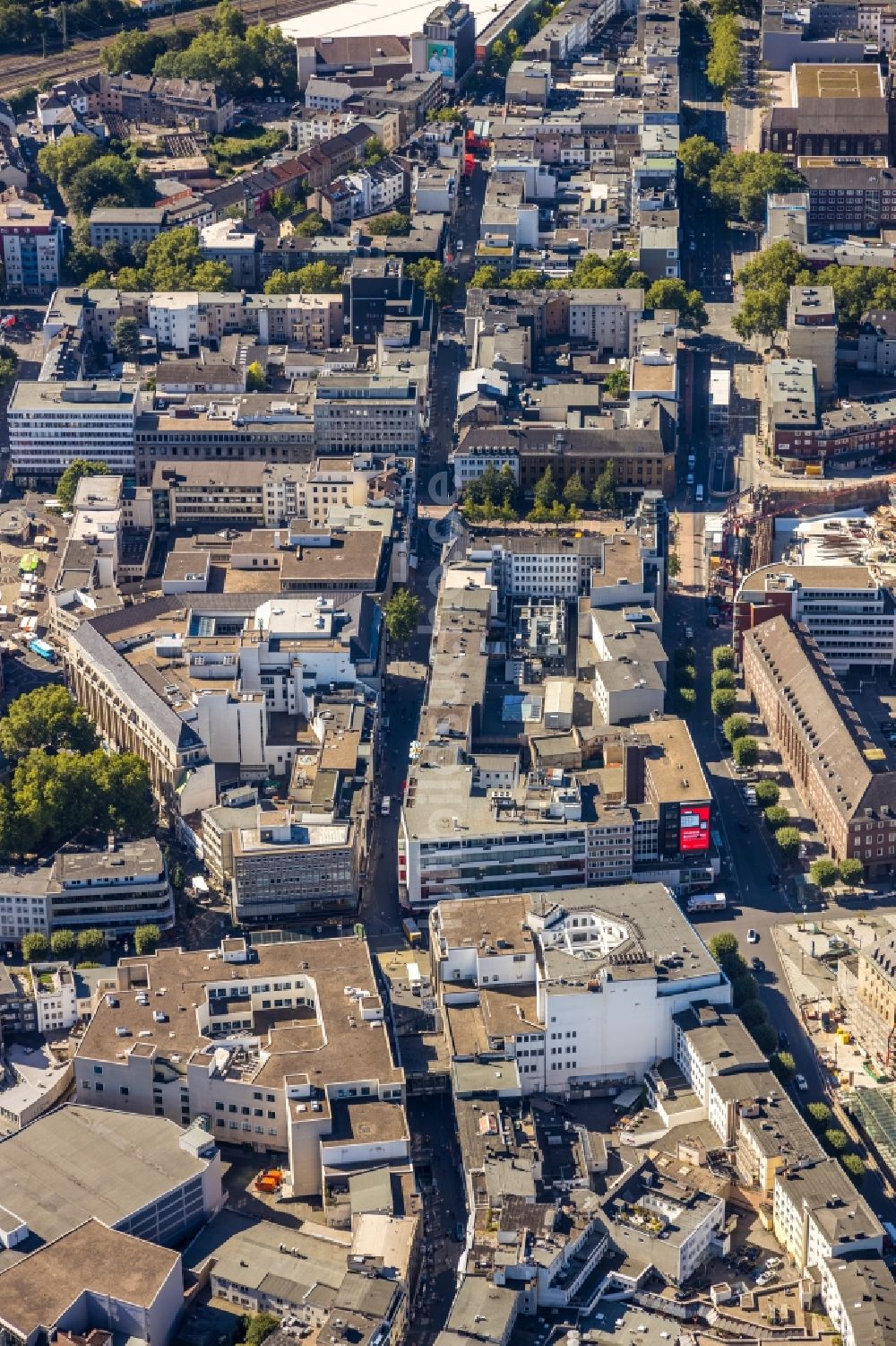 Bochum von oben - Stadtansicht vom Innenstadtbereich entlang der Viktoriastraße - Südring in Bochum im Bundesland Nordrhein-Westfalen, Deutschland