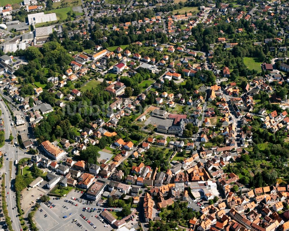 Felsenkeller aus der Vogelperspektive: Stadtansicht vom Innenstadtbereich in Felsenkeller im Bundesland Hessen, Deutschland