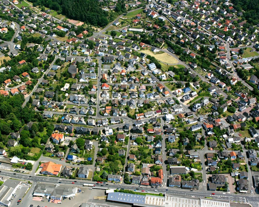 Fleisbach von oben - Stadtansicht vom Innenstadtbereich in Fleisbach im Bundesland Hessen, Deutschland