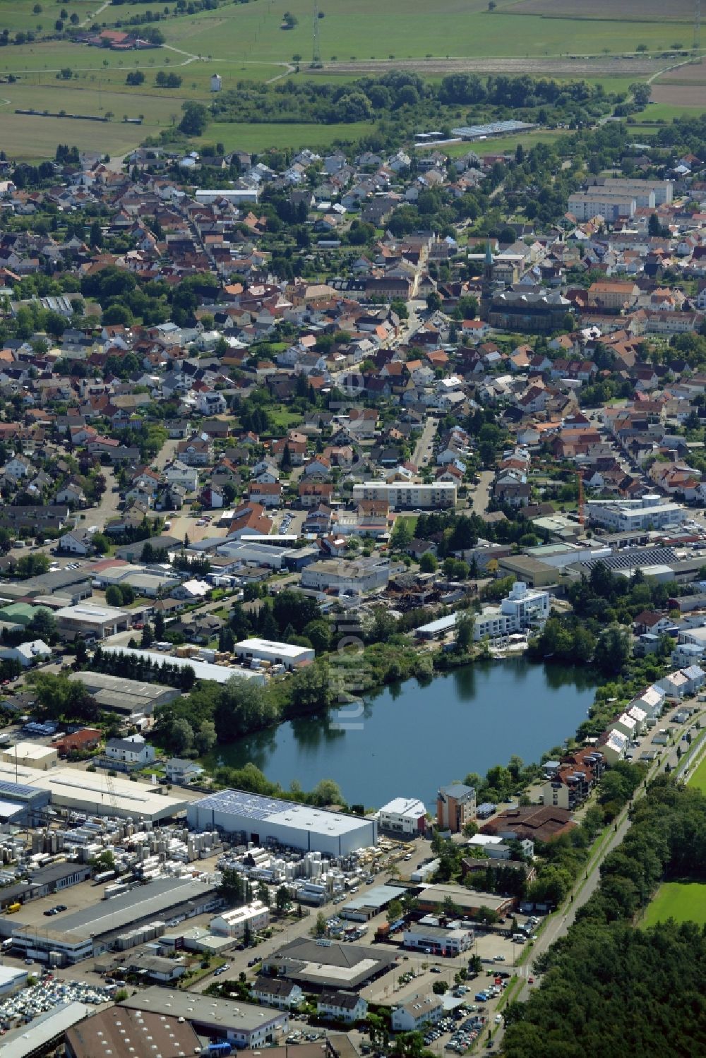 Forst aus der Vogelperspektive: Stadtansicht vom Innenstadtbereich in Forst im Bundesland Baden-Württemberg