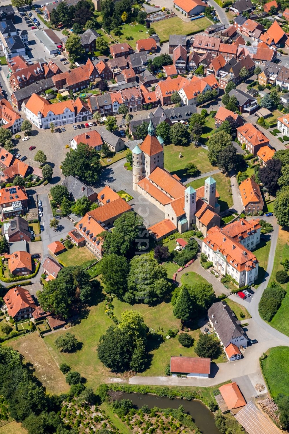 Luftbild Freckenhorst - Stadtansicht vom Innenstadtbereich in Freckenhorst im Bundesland Nordrhein-Westfalen, Deutschland