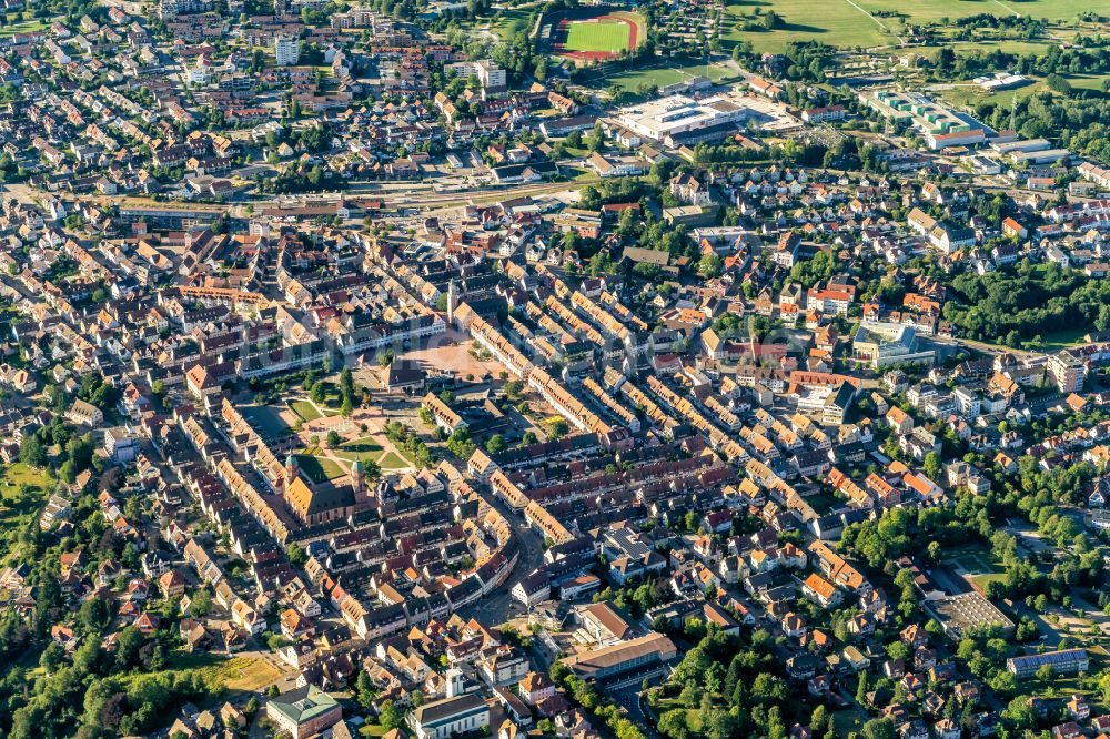 Luftaufnahme Freudenstadt - Stadtansicht vom Innenstadtbereich in Freudenstadt im Bundesland Baden-Württemberg, Deutschland