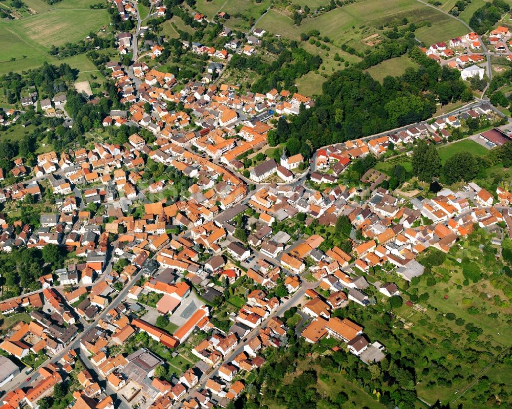 Luftaufnahme Fränkisch-Crumbach - Stadtansicht vom Innenstadtbereich in Fränkisch-Crumbach im Bundesland Hessen, Deutschland