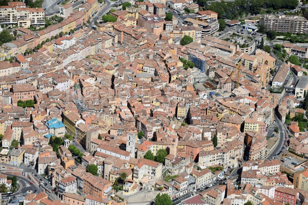 Luftaufnahme Grasse - Stadtansicht vom Innenstadtbereich in Grasse in Provence-Alpes-Cote d'Azur, Frankreich