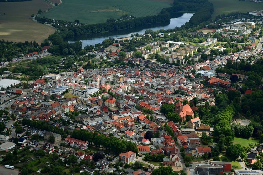 Grevesmühlen aus der Vogelperspektive: Stadtansicht vom Innenstadtbereich in Grevesmühlen im Bundesland Mecklenburg-Vorpommern, Deutschland