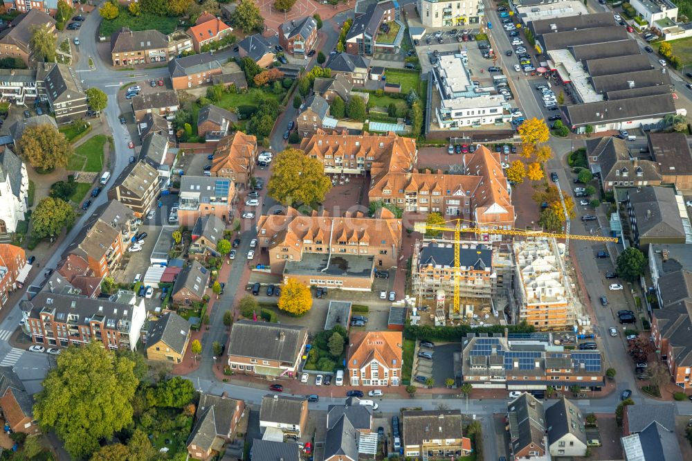 Luftaufnahme Hamminkeln - Stadtansicht vom Innenstadtbereich in Hamminkeln im Bundesland Nordrhein-Westfalen, Deutschland