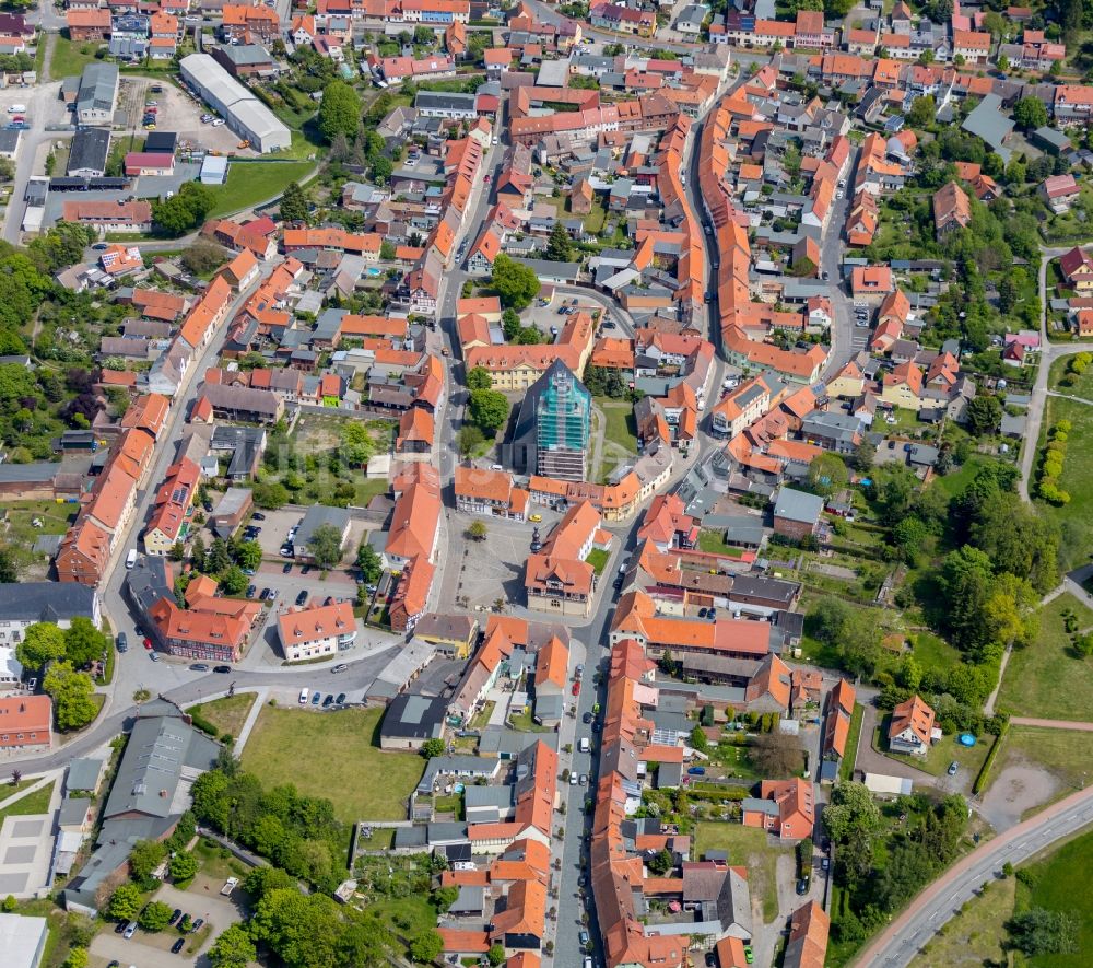 Harzgerode von oben - Stadtansicht vom Innenstadtbereich in Harzgerode im Bundesland Sachsen-Anhalt