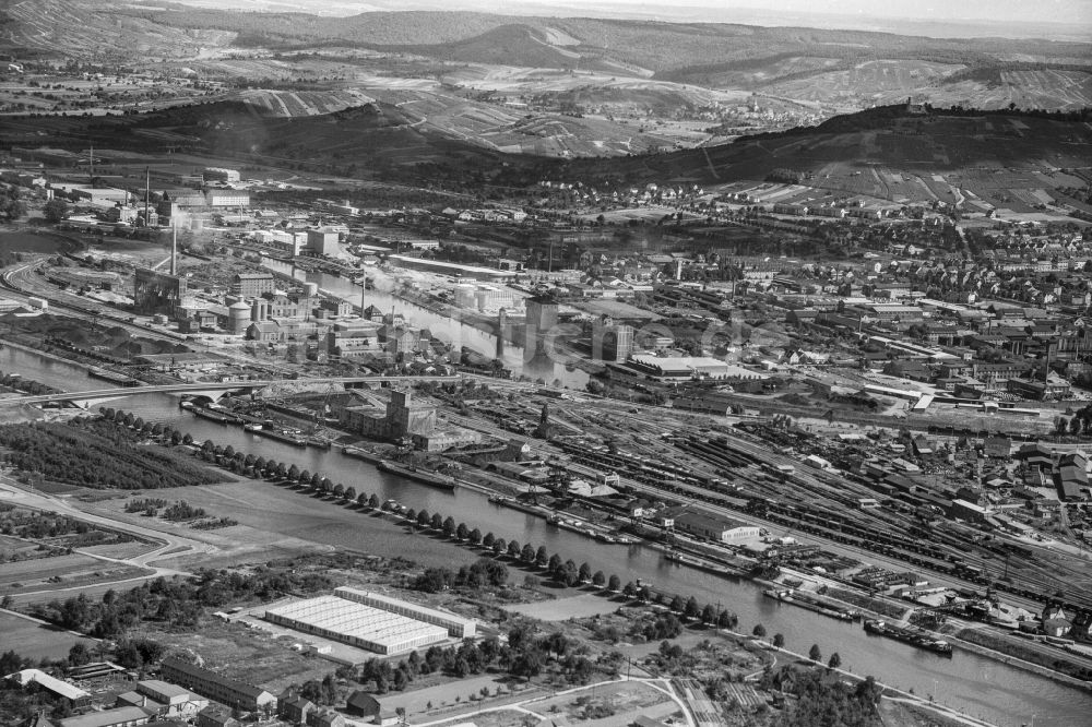 Heilbronn von oben - Stadtansicht vom Innenstadtbereich in Heilbronn im Bundesland Baden-Württemberg, Deutschland