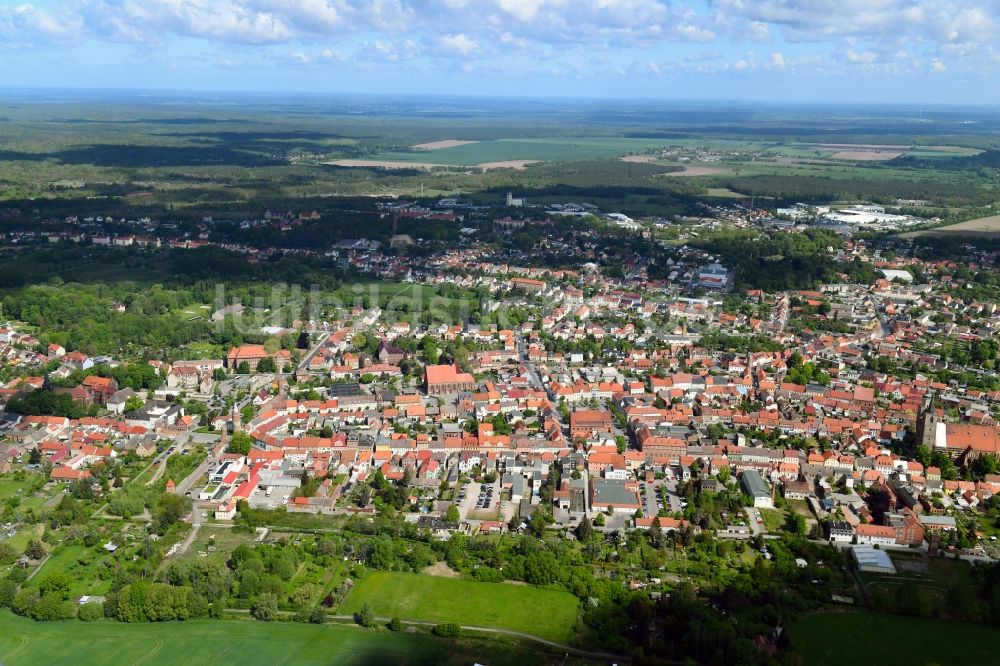 Jüterbog aus der Vogelperspektive: Stadtansicht vom Innenstadtbereich in Jüterbog im Bundesland Brandenburg, Deutschland